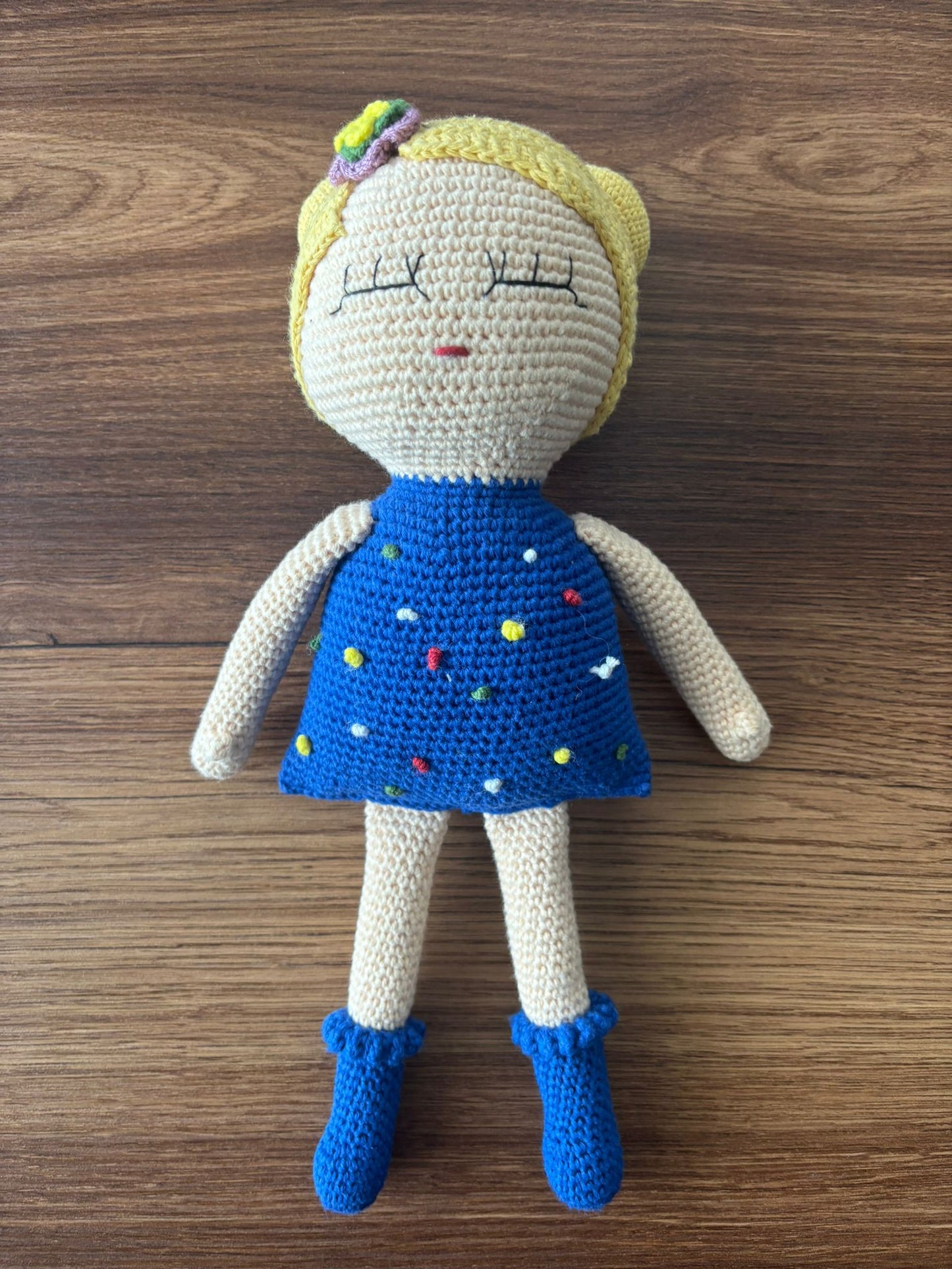 Amigurumi tığ işi bebek kız çocuğu, el yapımı örgü oyuncak mavi uyku arkadaşı